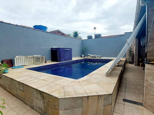 Casa para Venda em Guarujá - 4