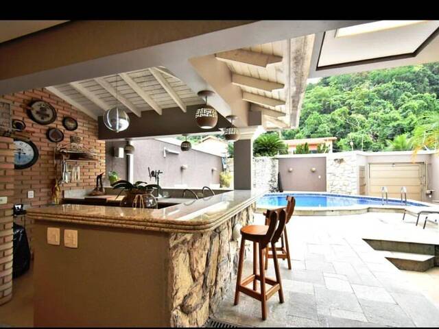 #40 - Casa para Venda em Guarujá - SP - 2