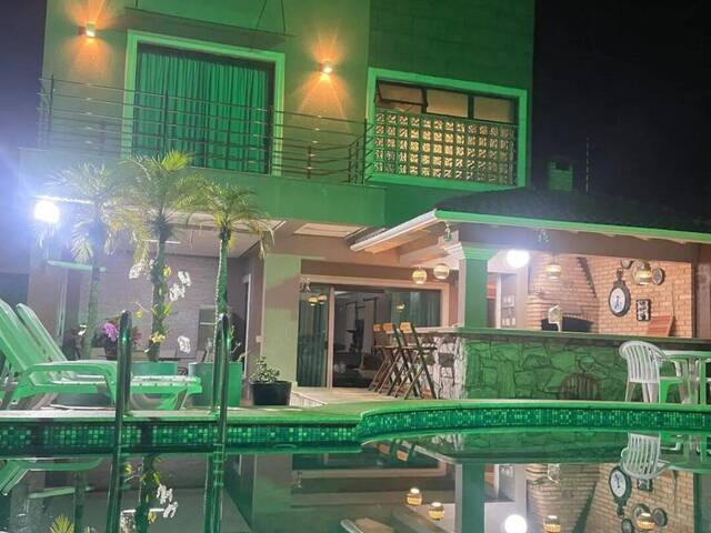 #40 - Casa para Venda em Guarujá - SP - 1